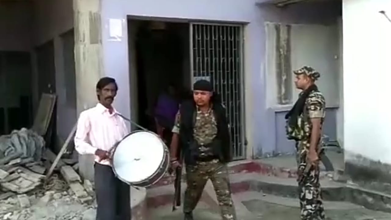 आर्म्स एक्ट के मामले में फरार चल रही पूर्व मंत्र मंजू वर्मा