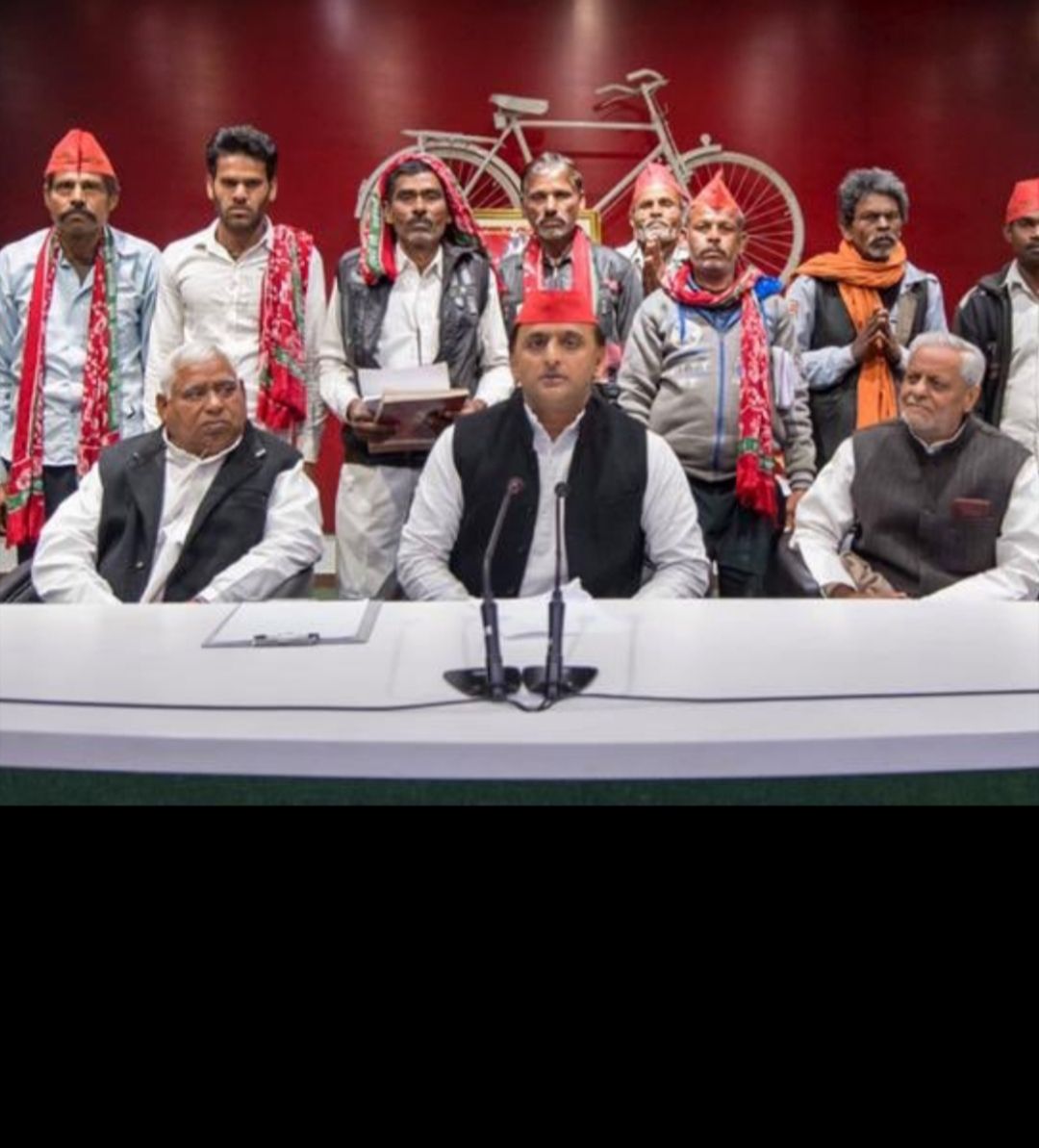 झंडारोहण के साथ धूमधाम से मनाया गया 70 वां गणतंत्र दिवस.....