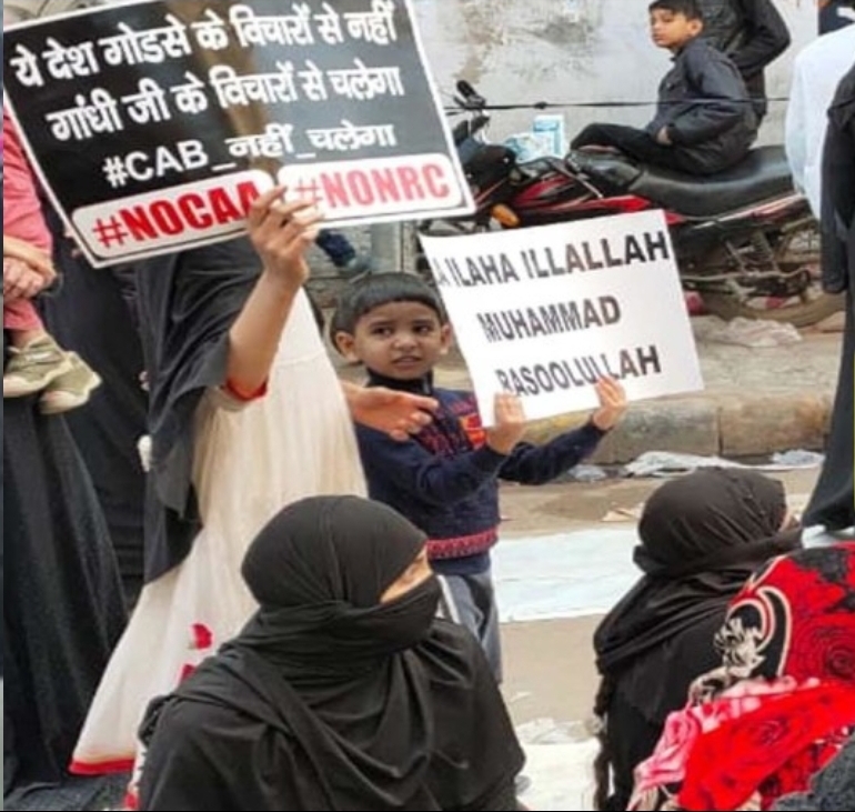 कानपुर में 35 नामजद और 400 अज्ञात लोगों पर एफआईआर