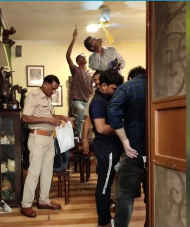डॉक्टर ने रातभर खेला खूनी खेल कि आत्महत्या